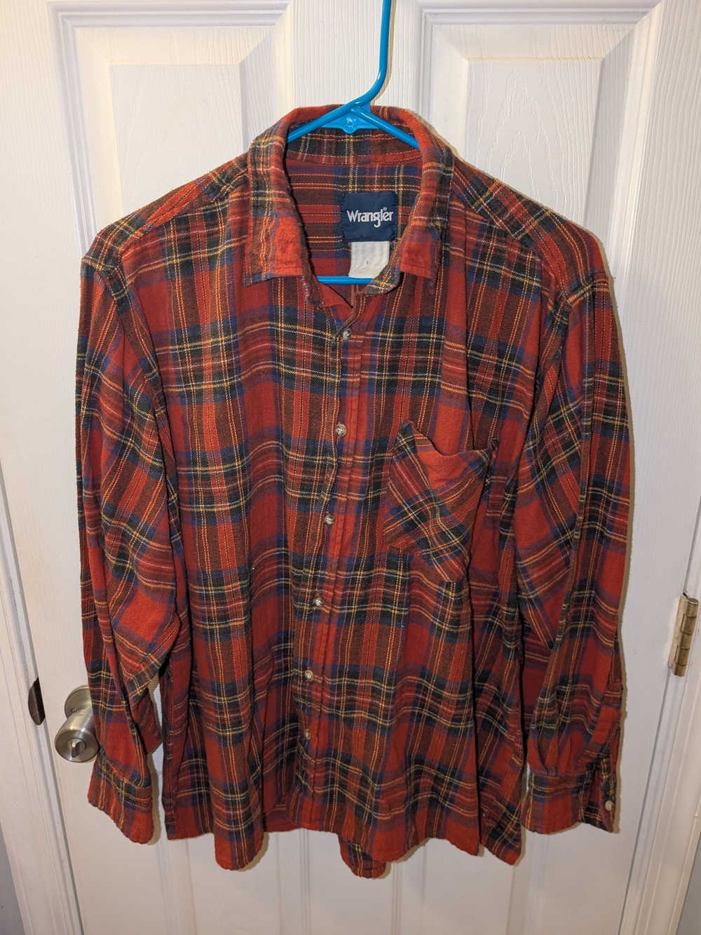 Wrangler Red and Blue Plaid Button-Down Shirt